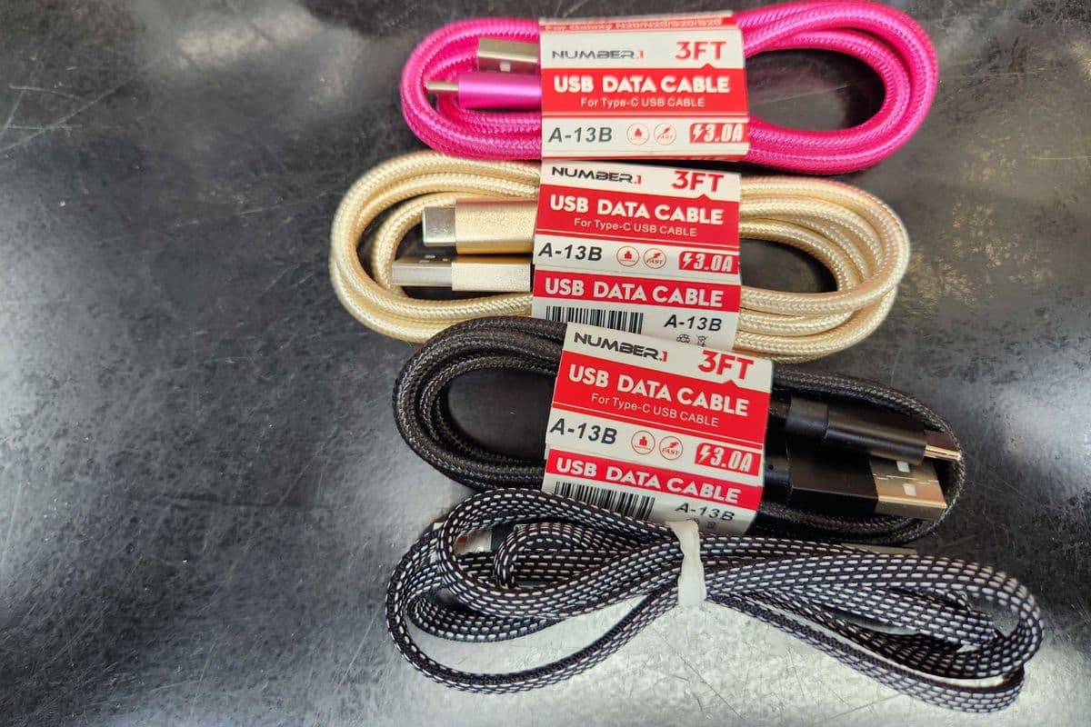 USB to USB-C - USB à USB-C