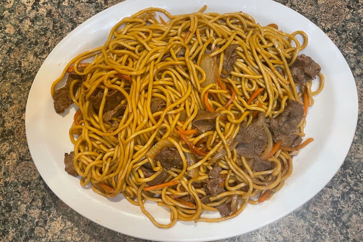 Beef Chow Mein 牛肉炒面