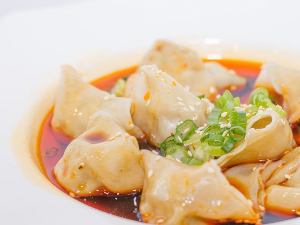 Wontons in Spicy Sauce (8Pcs.) 红油抄手
