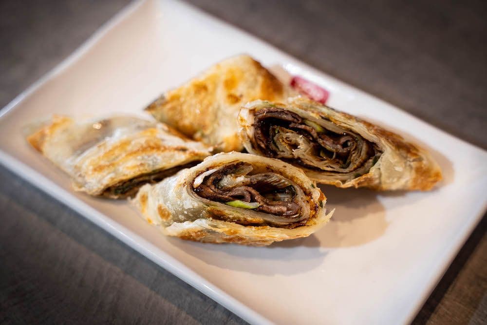 Chinese Pancake Beef Wrap / 大餅牛肉捲