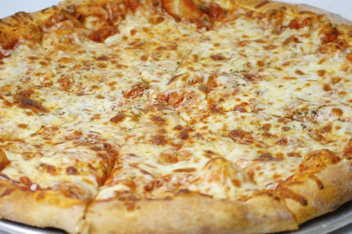 Medium Four Formaggio Pizza