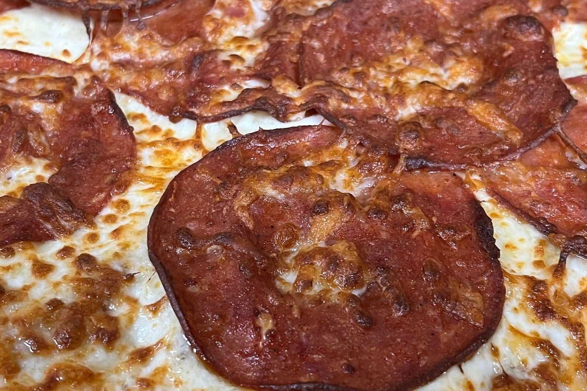 > 1 X New-Yorkaise 16" pizza
