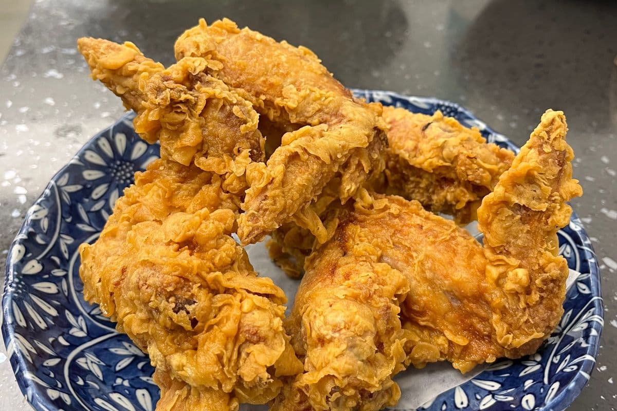 Deep-Fried Chicken Wings (Bone)