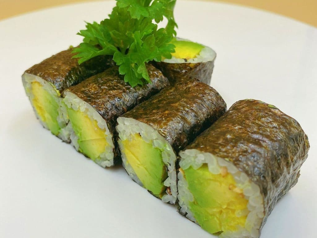 Avo Roll (6pcs)
