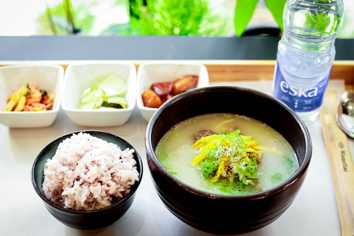 Seolleongtang