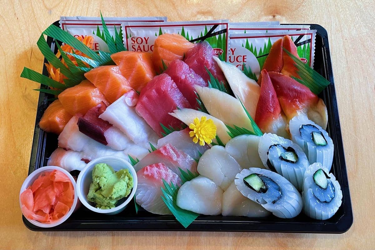 Sashimi Boat Diamond (30 pcs)