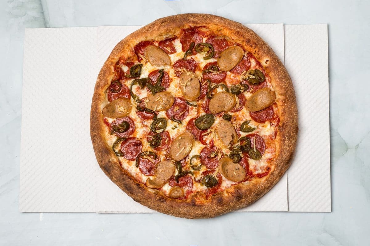 New York Style Porky's Revenge Pizza (14")