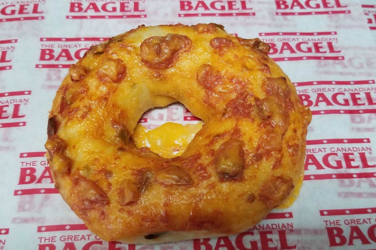 Cheddar Salsa Bagel