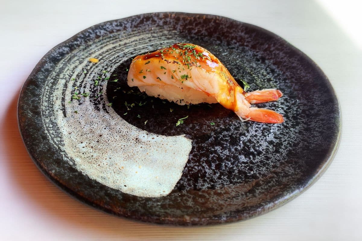 T03. Torched Shrimp Sushi (2pcs)