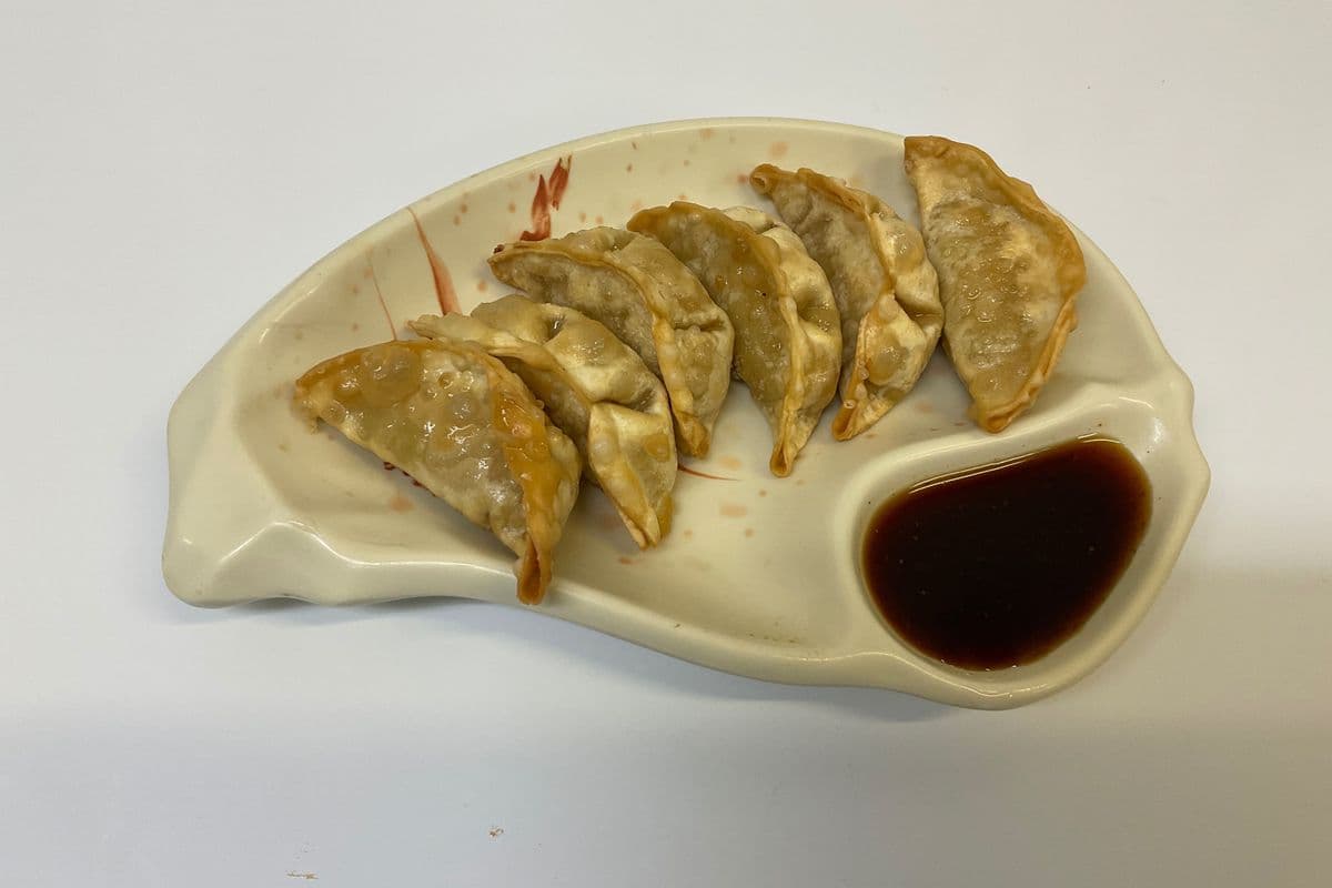 2. Gyoza(6pcs)