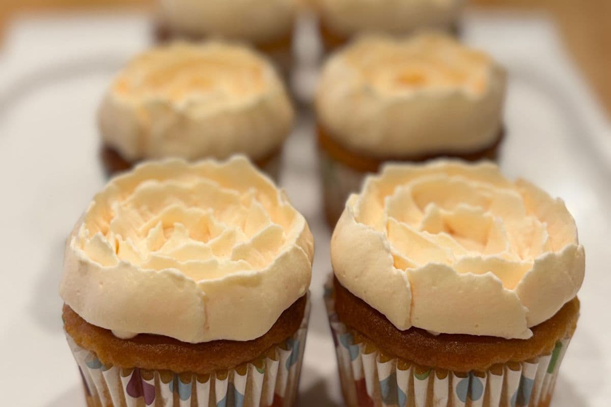 Peaches & Cream Cupcake