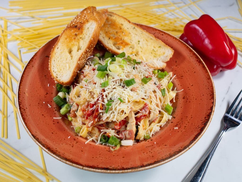 FETTUCCINE FLORENTINA
