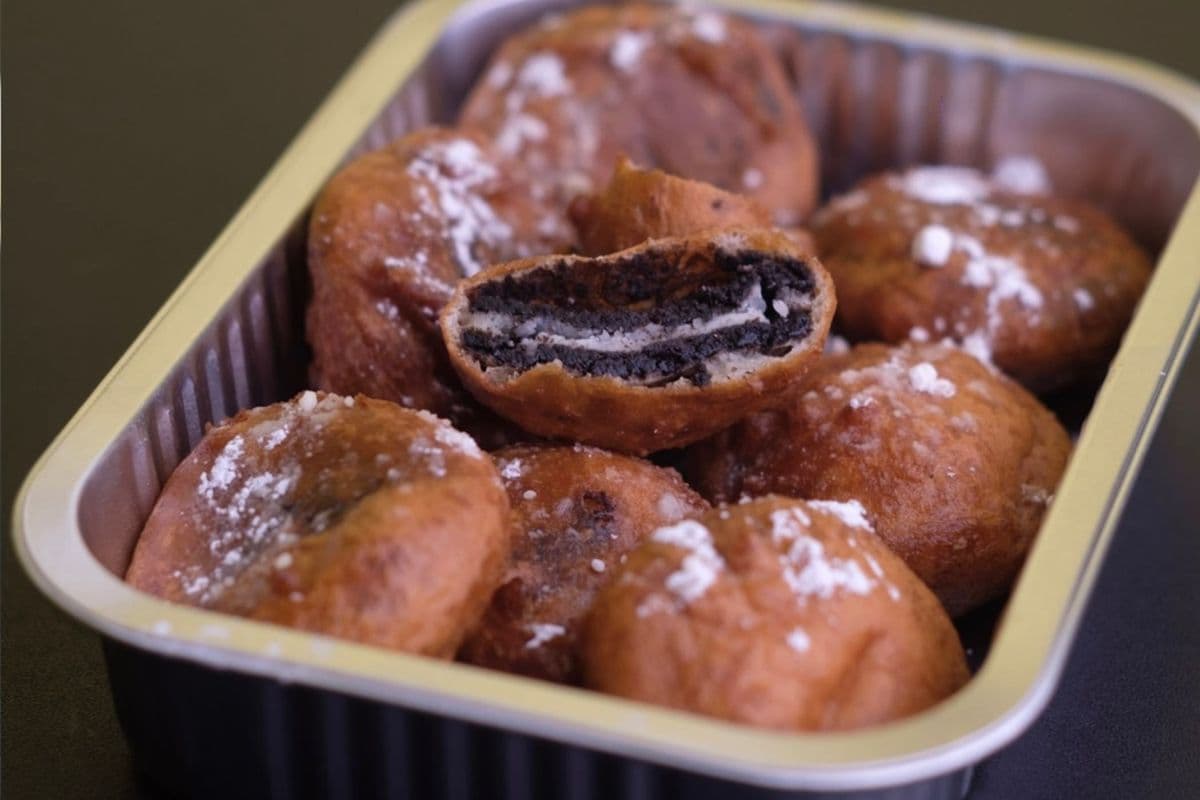 Oreos frits régulier (4 mcx) / Fried Oreos Regular (4 pcs)