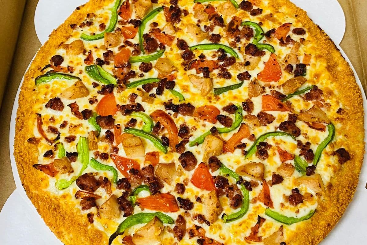 #7 - 8" Chicken Bacon Ranch Pizza