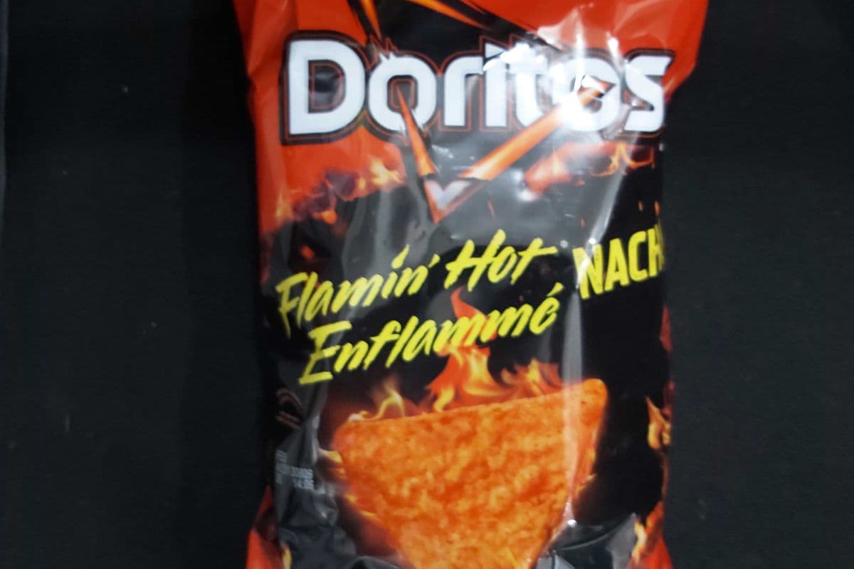 Doritos nacho enflammé / flamin hot