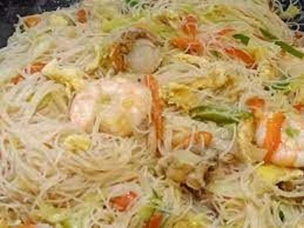 Seafood Stir Fried Rice Noodle