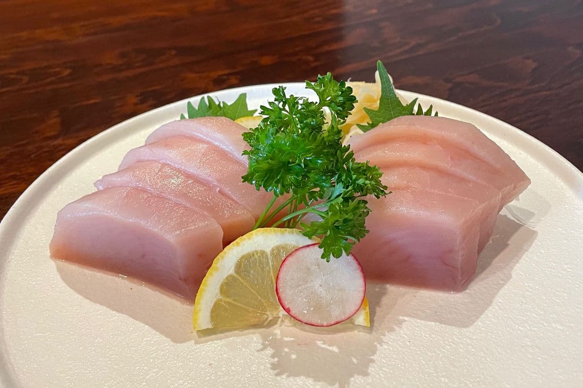 Tuna Sashimi (8 pcs)