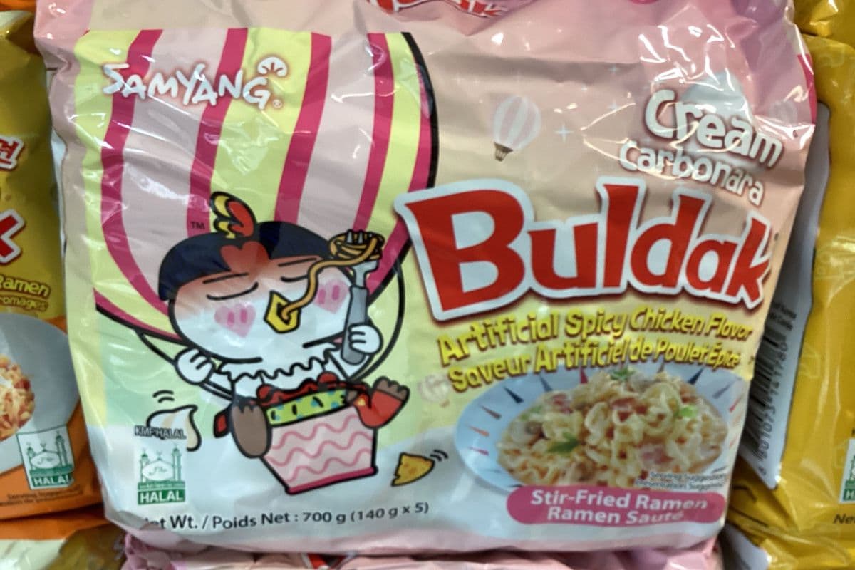 SAMYANG Buldak Cream Carbonara Artificial Chicken Flavour Stir Fried Noodles