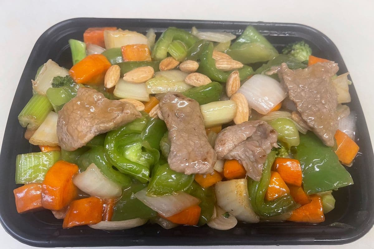 Beef Vegetables with Almonds