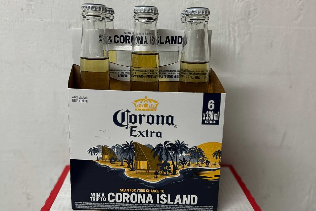 Corona Extra (6 Pack) (1 x 330 ml Bottles)