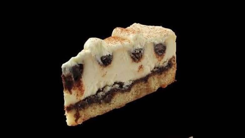 Cinnamon Bun Cheesecake