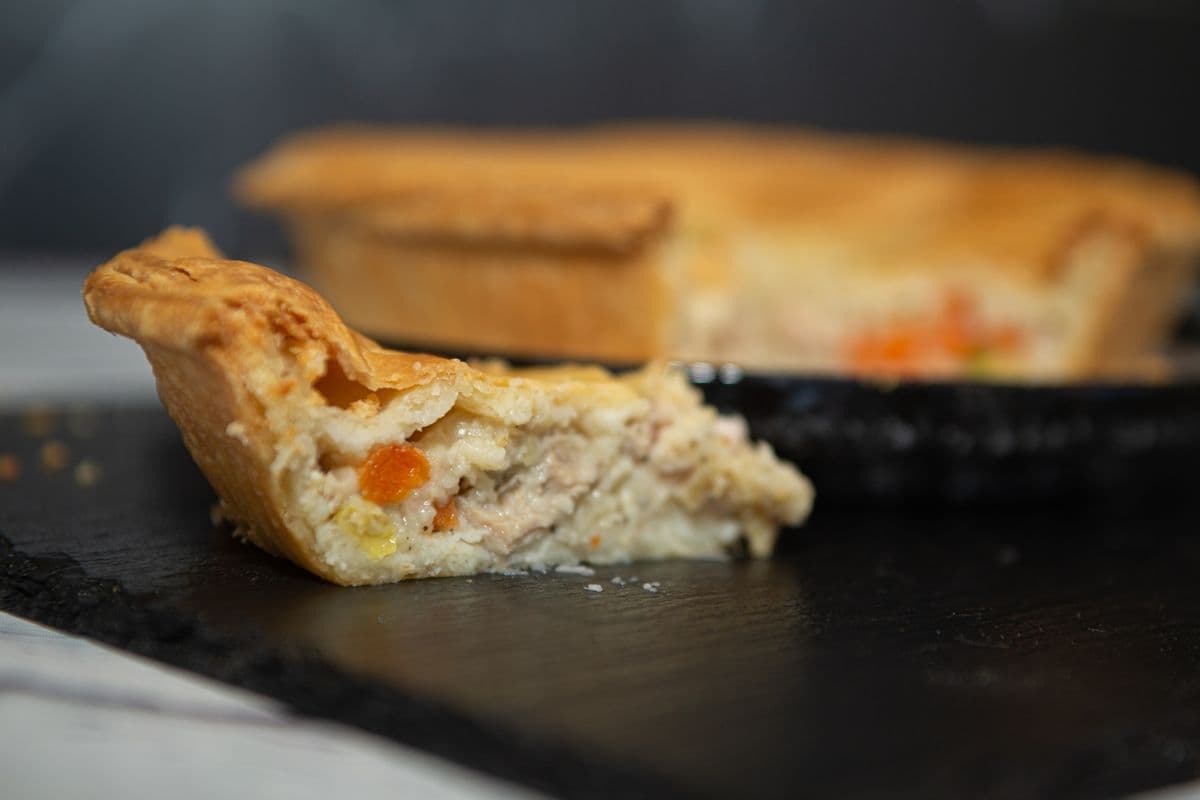 Paté au poulet 8'' cuit congelé