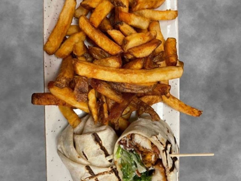 CHICKEN CAESAR WRAP