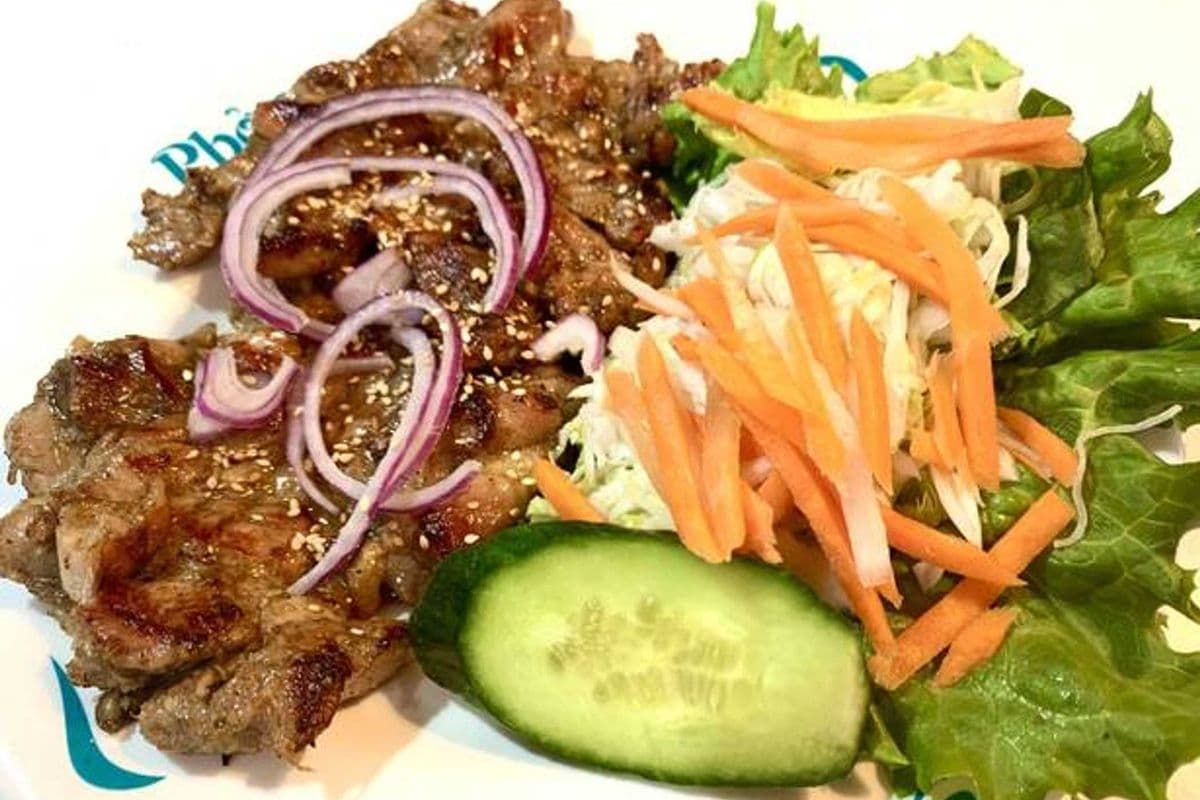 60. Rice with Grilled Lemongrass Chicken