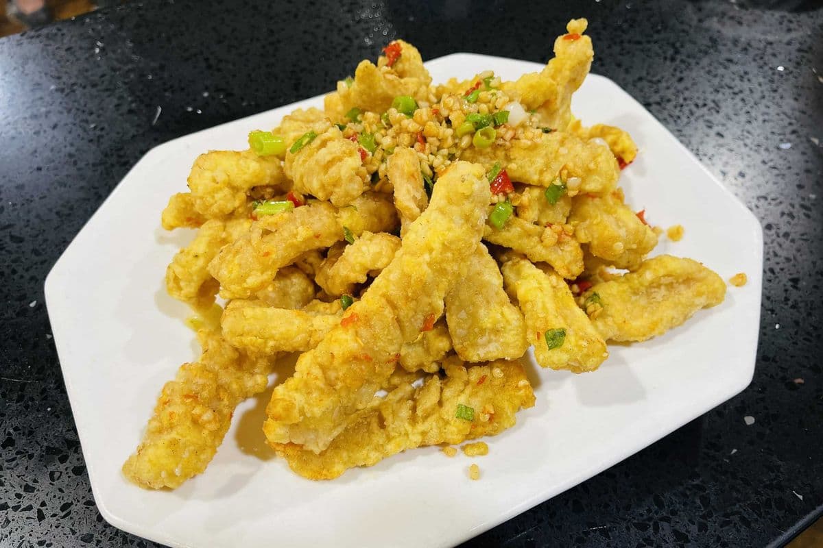 S6. Salt and Pepper Squid (椒盐鲜鱿)