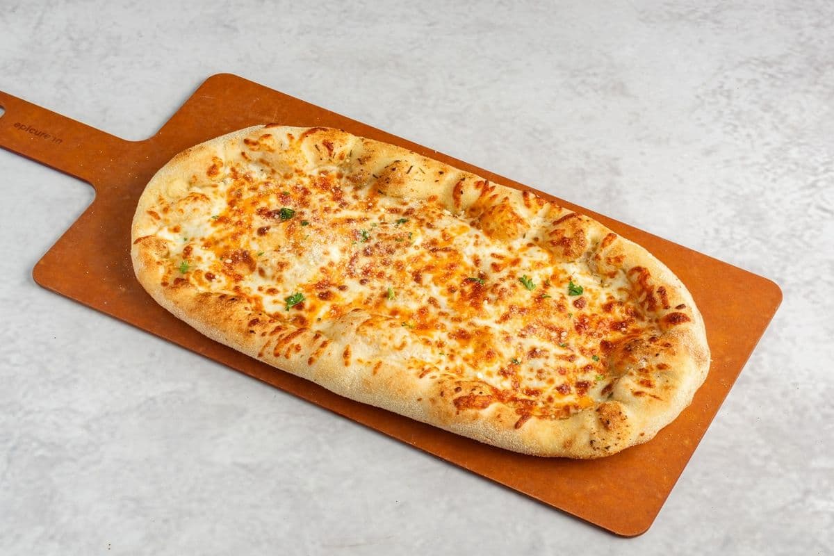 Cheesy Flatbread (14 inch Long)