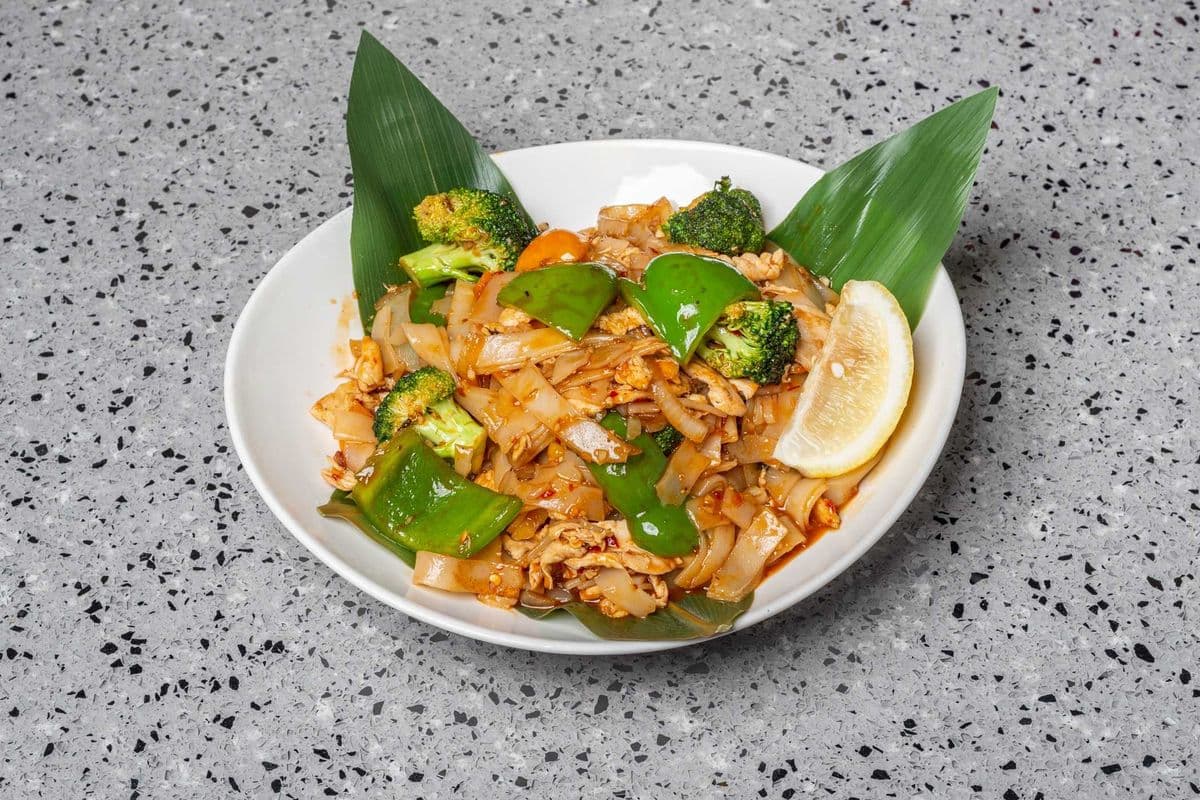Thai Spicy Noodles - Phad Kee Mao