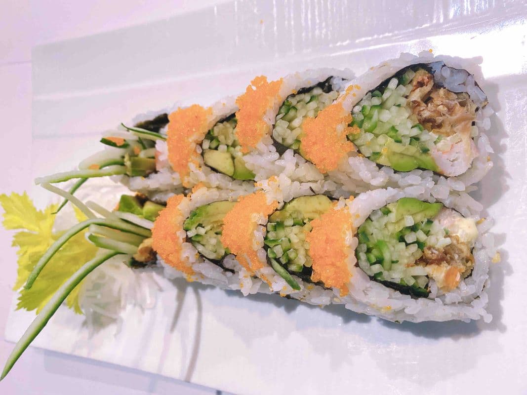 Spider Roll (8 Pieces) / R2 Rouleau Araignée (8 Morceaux)