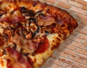 REAL CANADIAN CLASSIC PIZZA