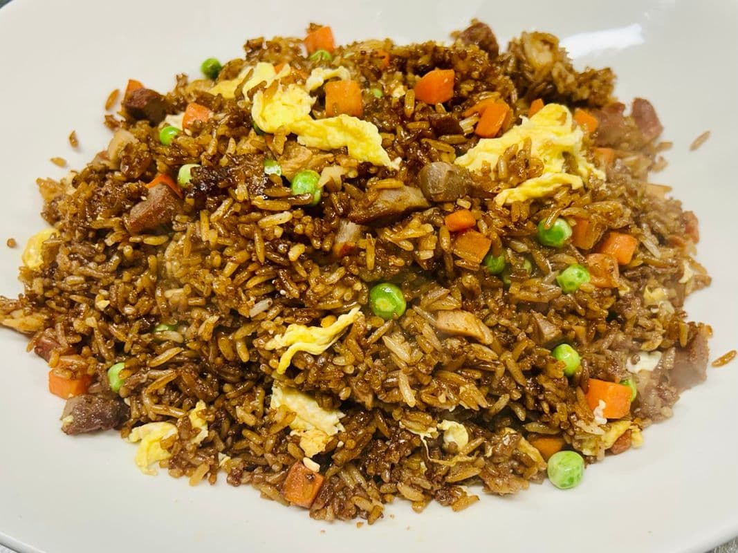 BBQ Porc Fried Rice / Riz Frit au Porc BBQ