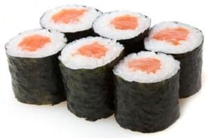 Salmon Maki (6 cuts)