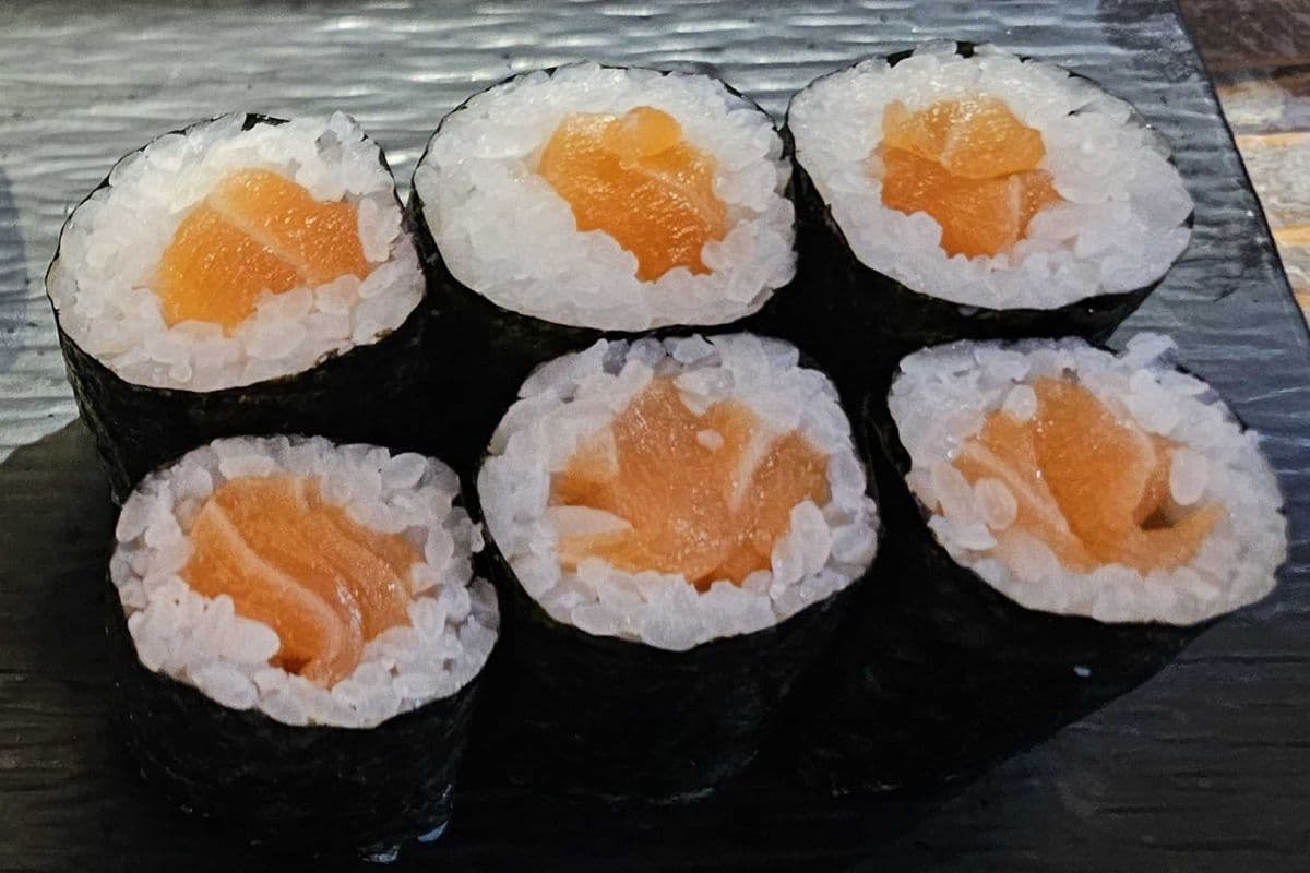 Salmon Maki