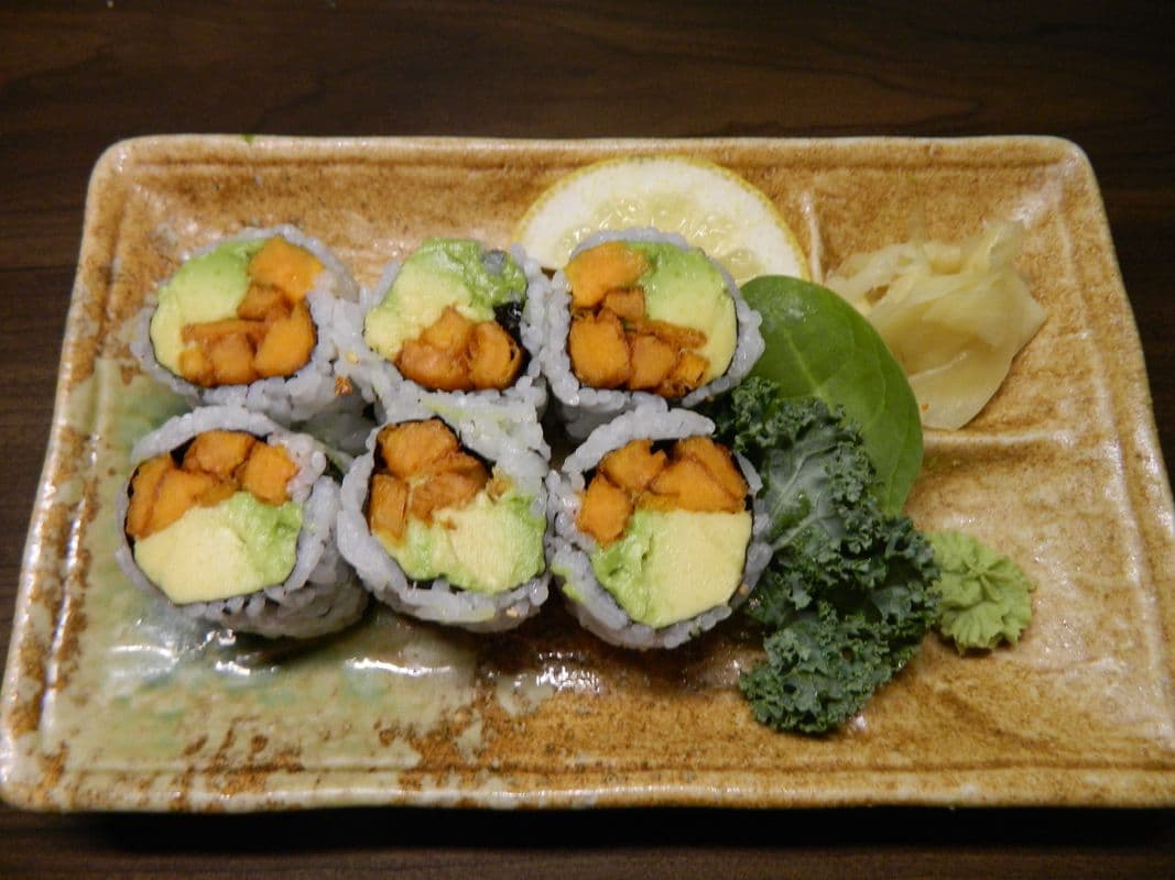 🥦 Avocado & Yam Roll