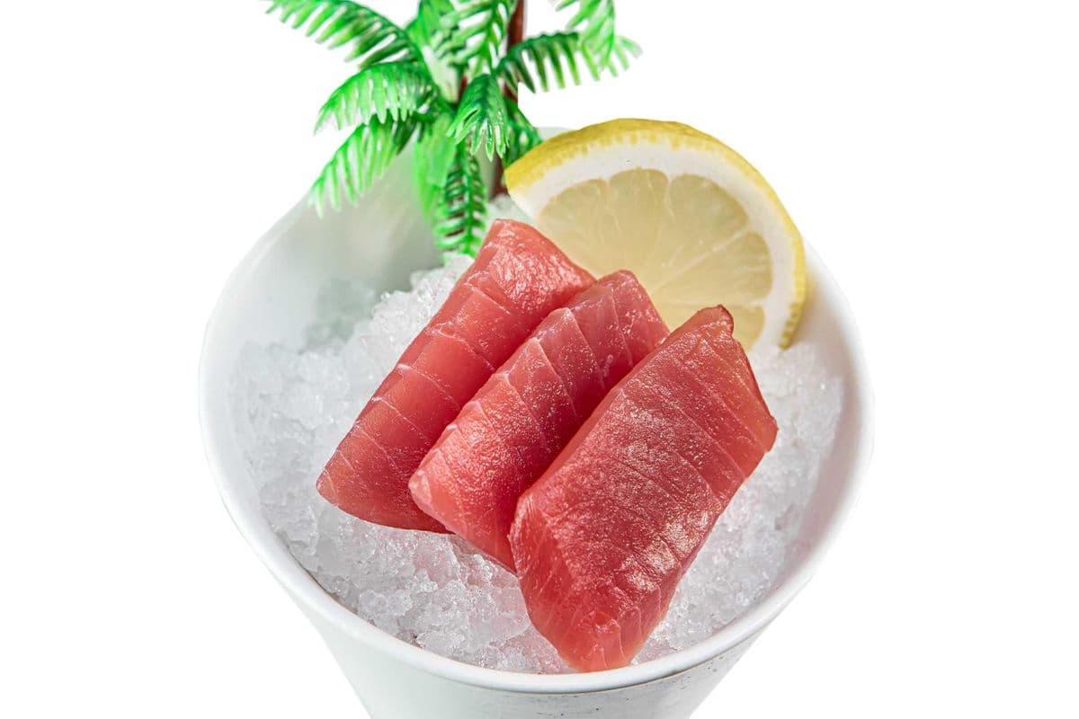 Tuna (Maguro) Sashimi (3 pcs)