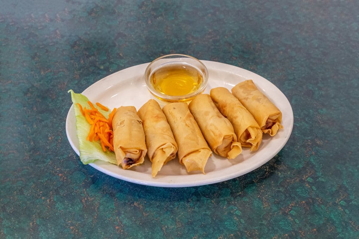 1A. Vietnamese Vegetarian Spring Rolls (6 pcs)