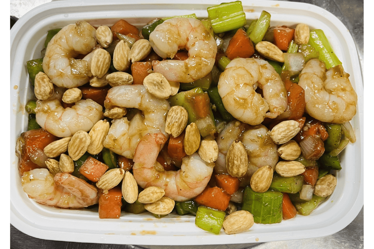 Shrimp with Almond or Cashew Nuts