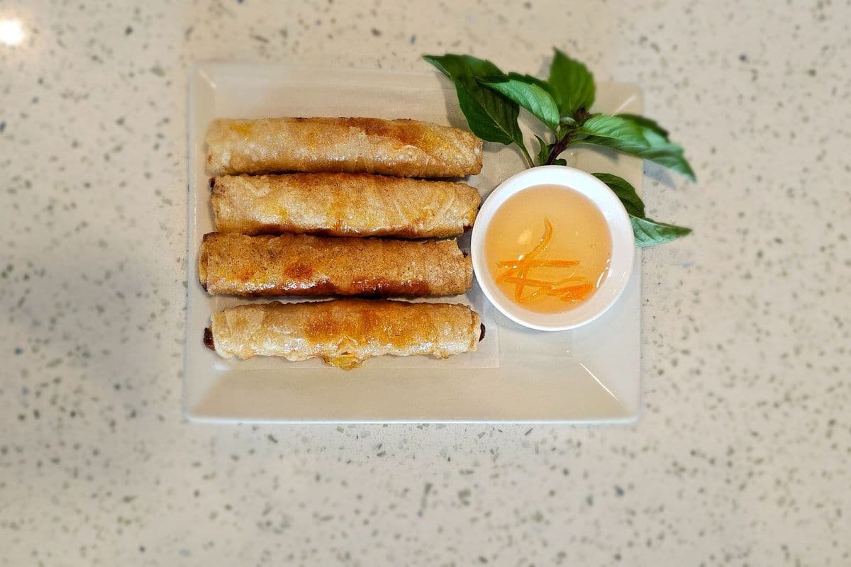 10B. Deep Fried Gluten Free Spring Rolls (4 pcs)