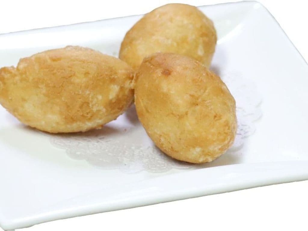 D35 Salted Veggie Croquette 咸水角 (3PCS)