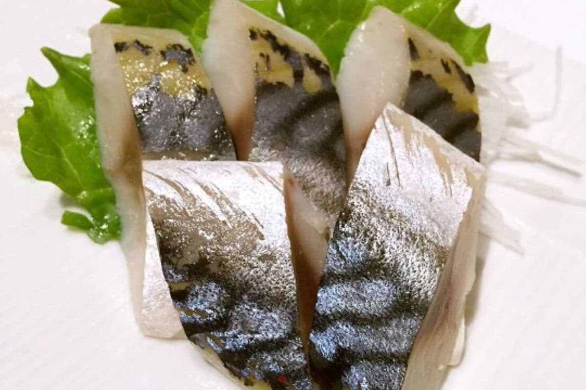 B8. Mackerel Sashimi(5 pcs)