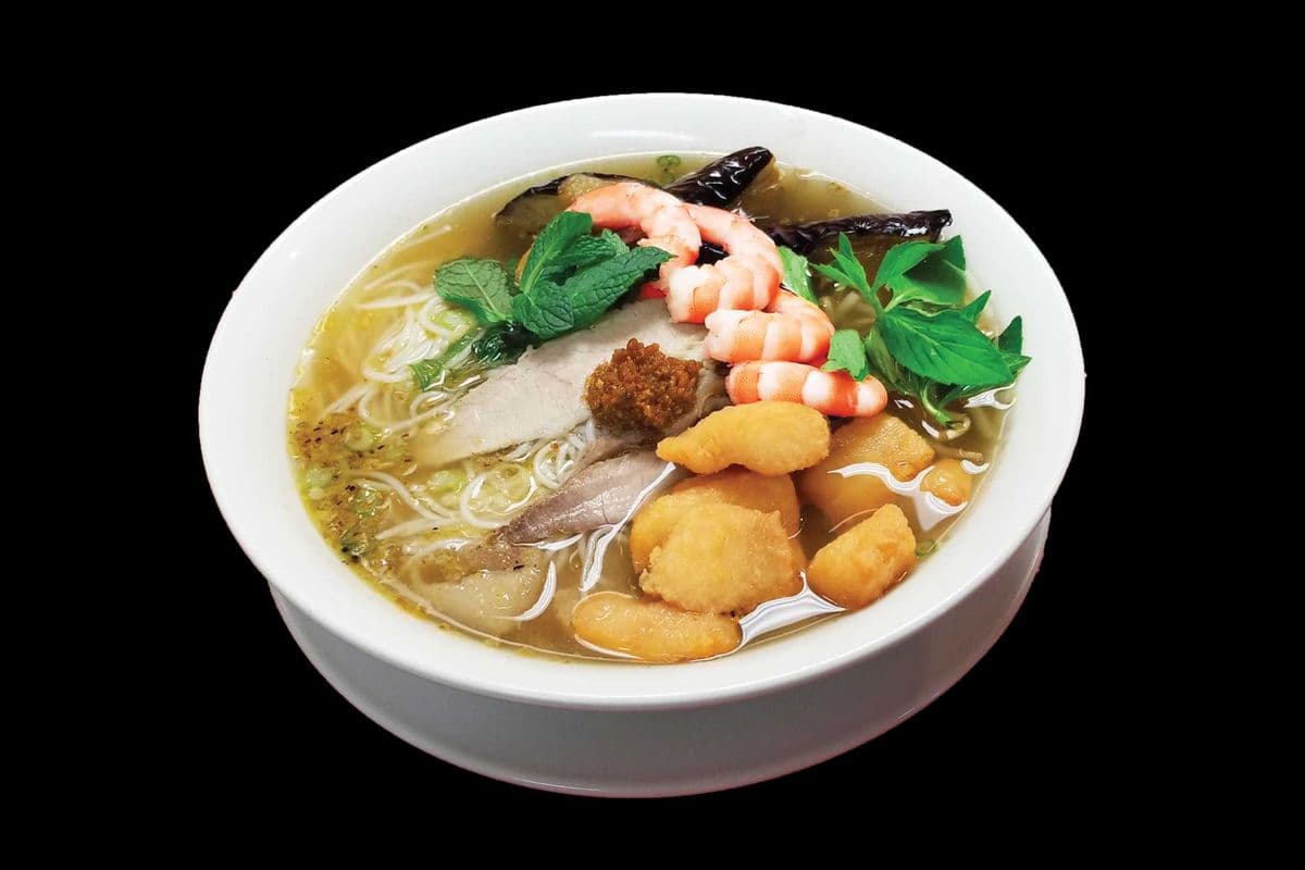 B9. Fermented Fried Fish Fillet Vermicelli Soup ( )