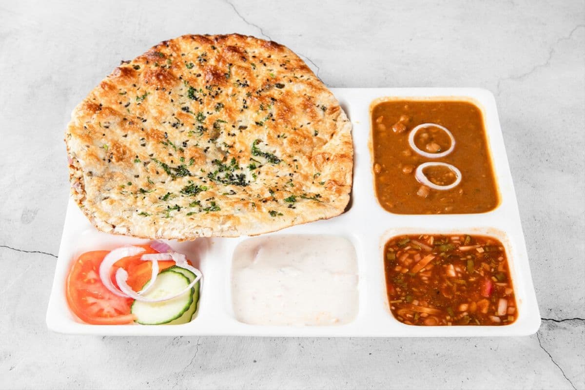 Amritsari Kulcha With Chana.