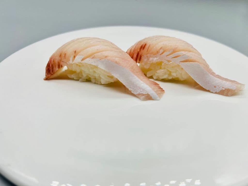 Hamachi Toro [N]