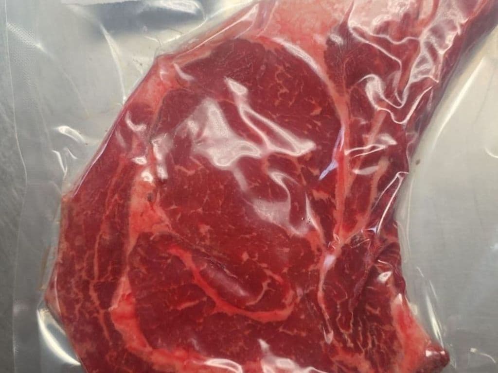 LOCAL AAA RIBEYE STEAK WITH BONE 400G