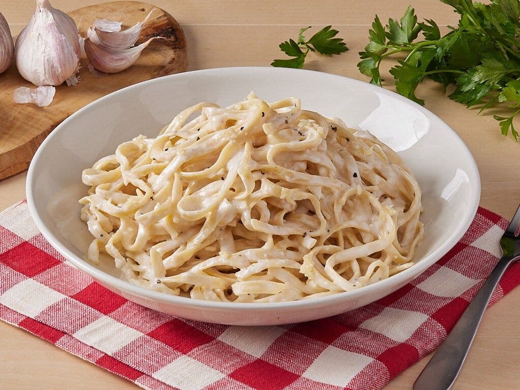 Fettuccine Alfredo