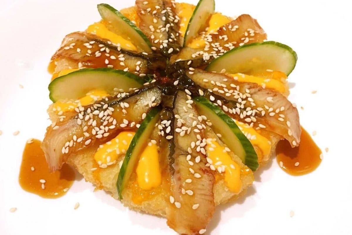 A20. Unagi Sushi Pizza (6 pcs)