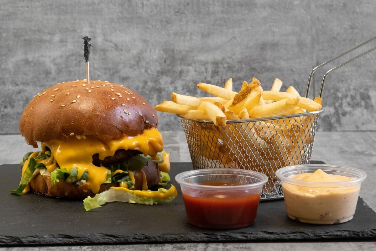 Cheesy Burger